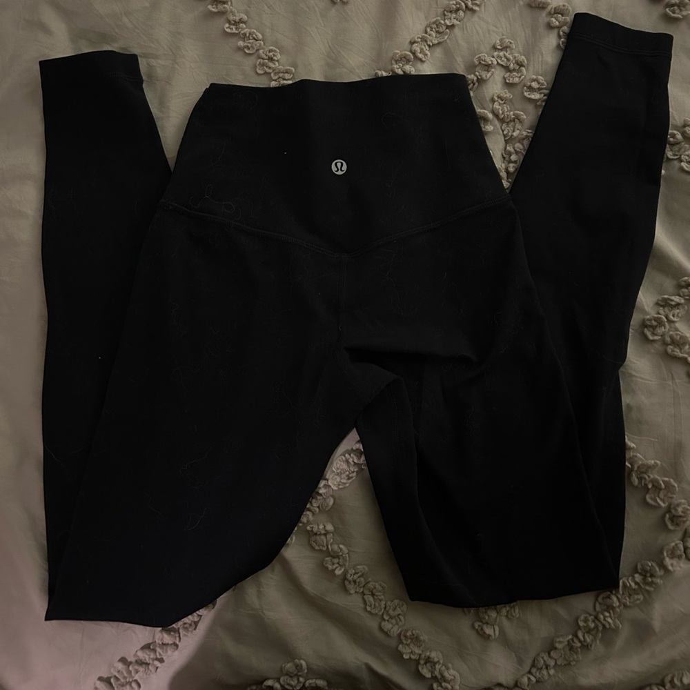 Women's black lululemon align leggings
